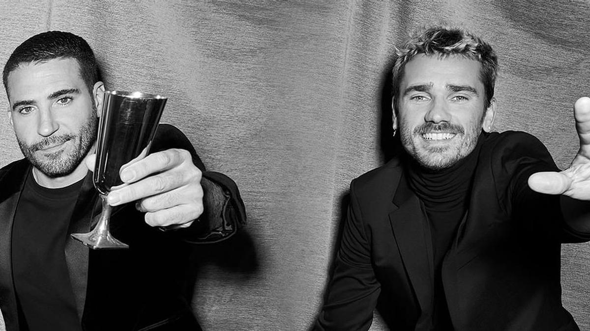 Imagen promocional de restaurante con dos de sus caras más conocidas: Miguel Ángel Silvestre y Antoine Griezmann.