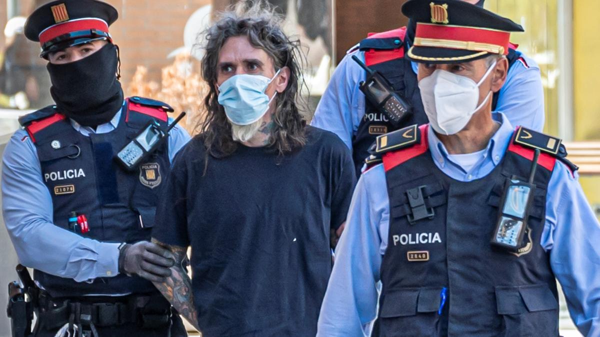 Un home mata la seva mare a Barcelona després d’anys maltractant-la