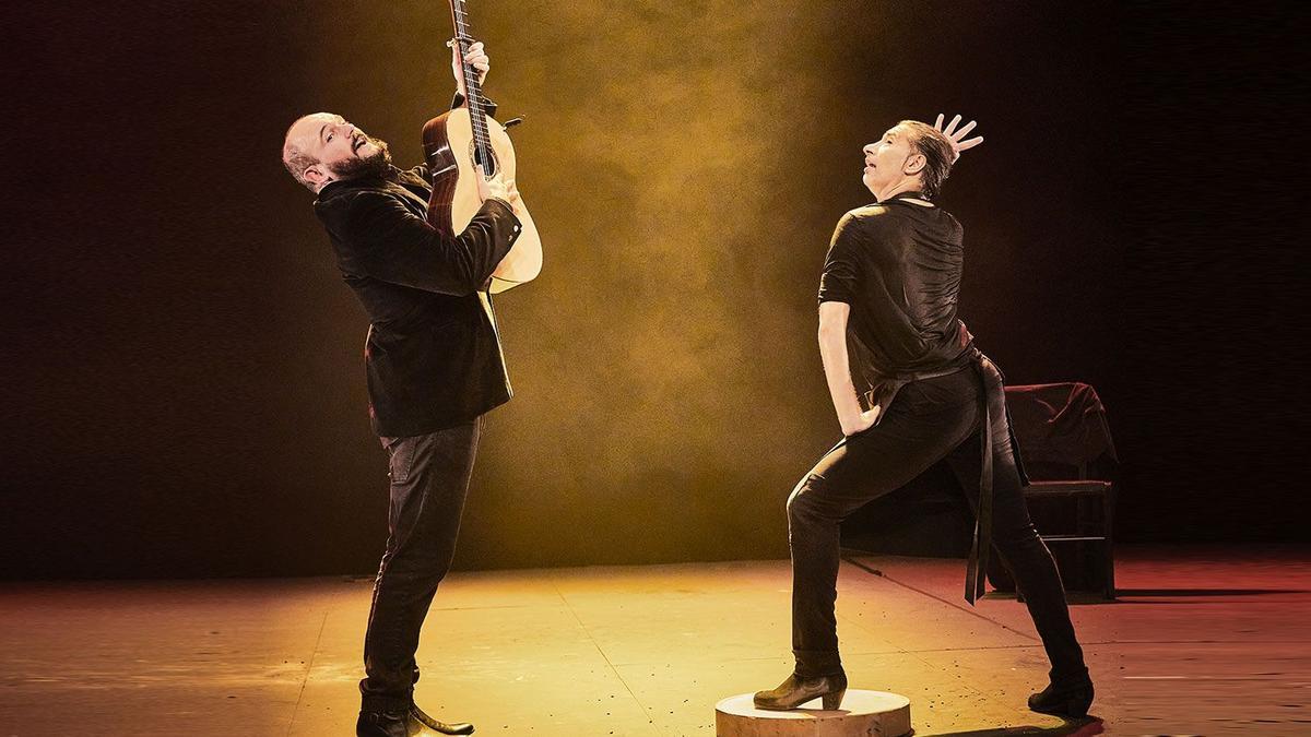 Niño de Elche con Israel Galván, en &quot;Mellizo Doble&quot;.