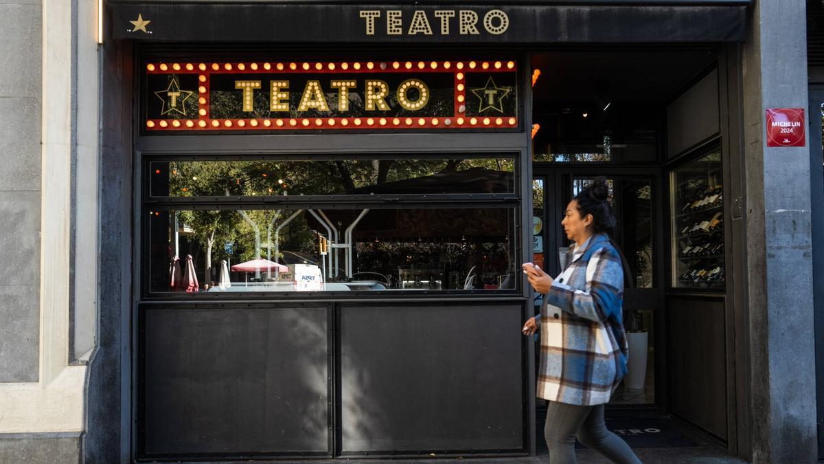 La entrada del restaurante Teatro.