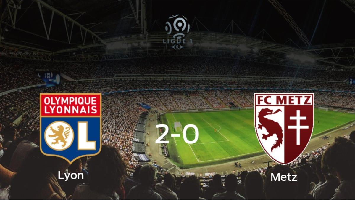 El Olympique Lyon se hace fuerte en casa y derrota al FC Metz