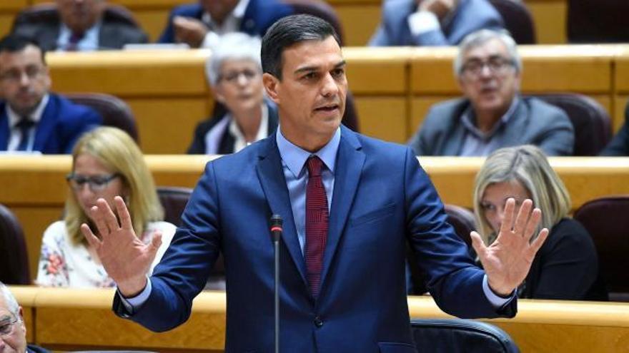 Sánchez y Cosidó se enzarzan por sus tesis en el Senado