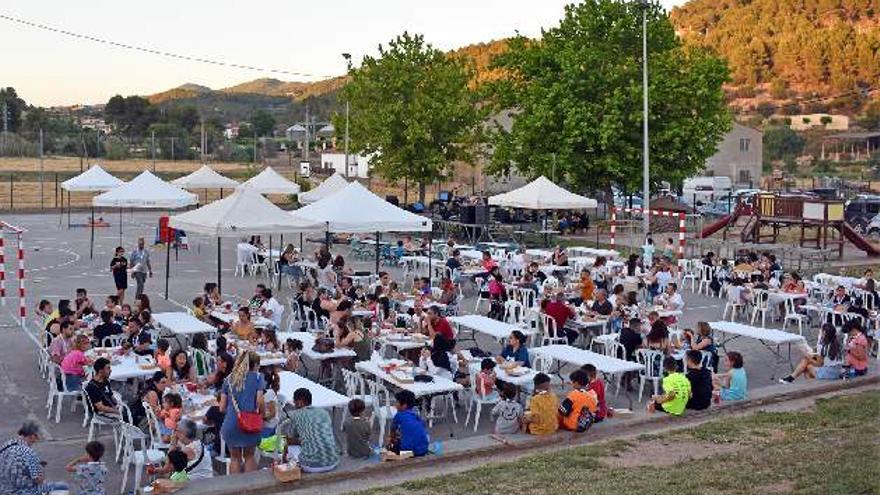 Sopar de germanor a l'acte del centenari