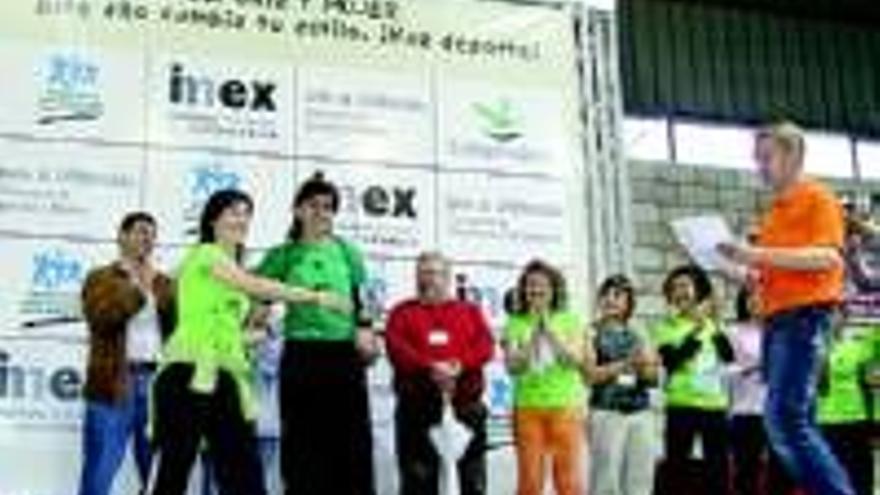 El ´macroevento´ Deporte y Mujer reúne en Coria a 1.500 mujeres