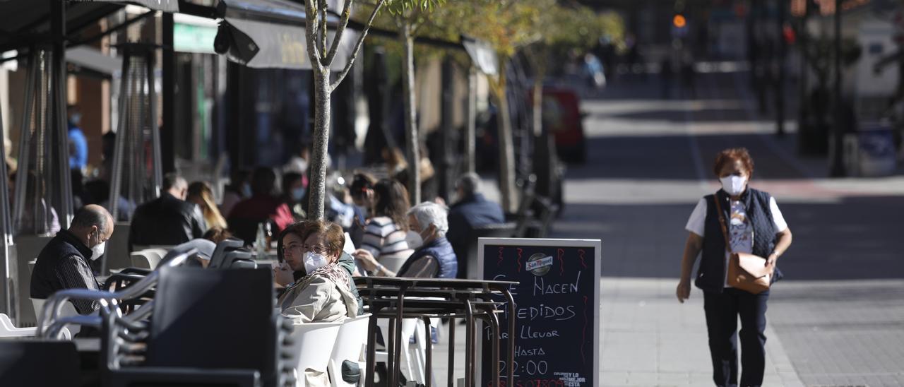 Negocios próximos a la plaza de Europa en Piedras Blancas.