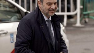 Ábalos renuncia al seu advocat a dos dies de declarar al TS