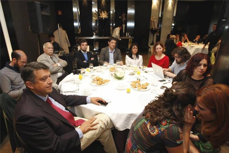 GALERÍA GRÁFICA DE SUSANA DÍAZ EN LOS DESAYUNOS DE DIARIO CÓRDOBA