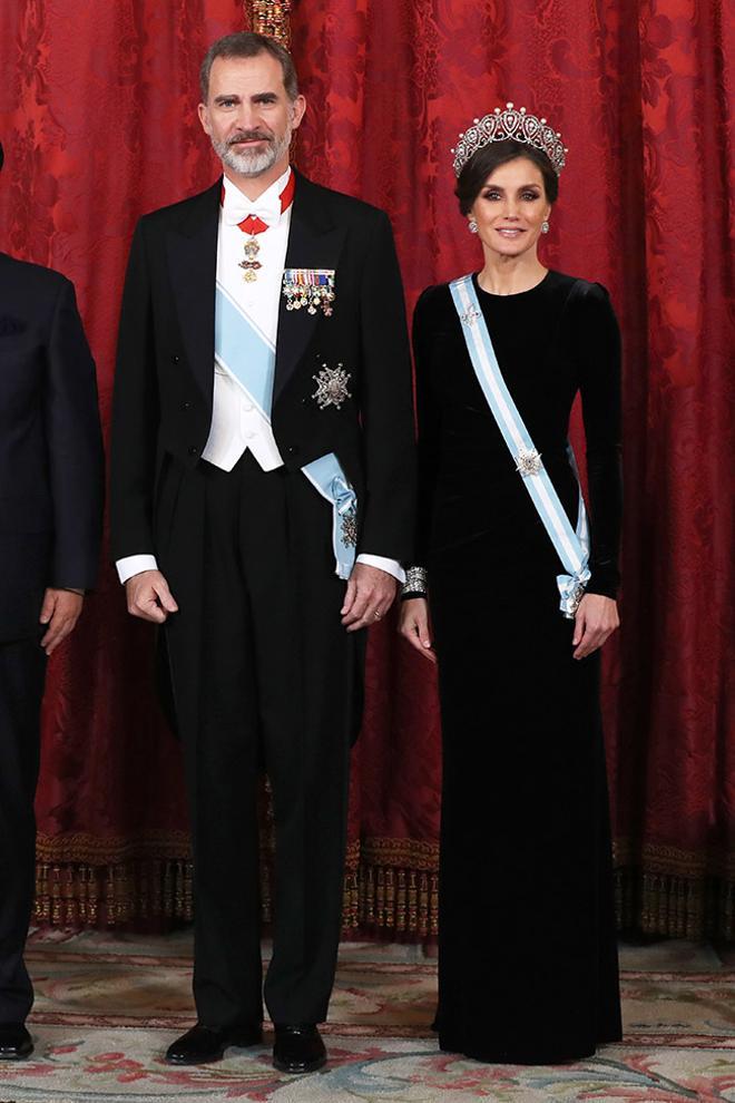Letizia Ortiz y Don Felipe durante la recepción oficial al presidente chino en el Palacio Real