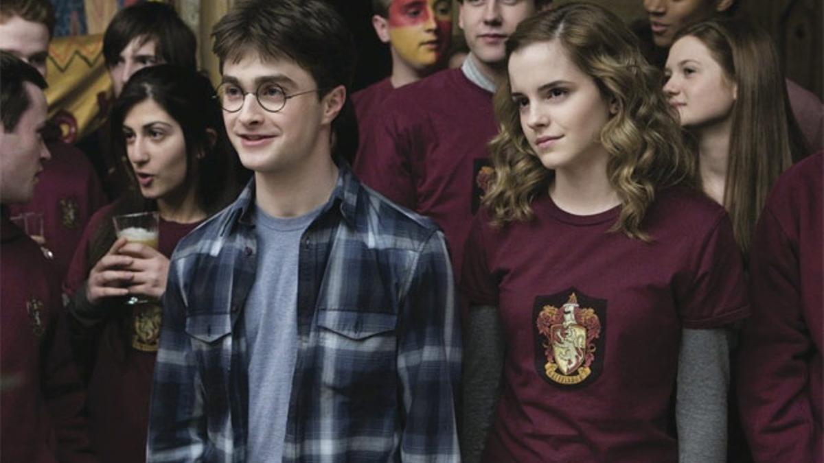 Daniel Radcliffe y Emma Watson en 'Harry Potter y el misterio del príncipe'