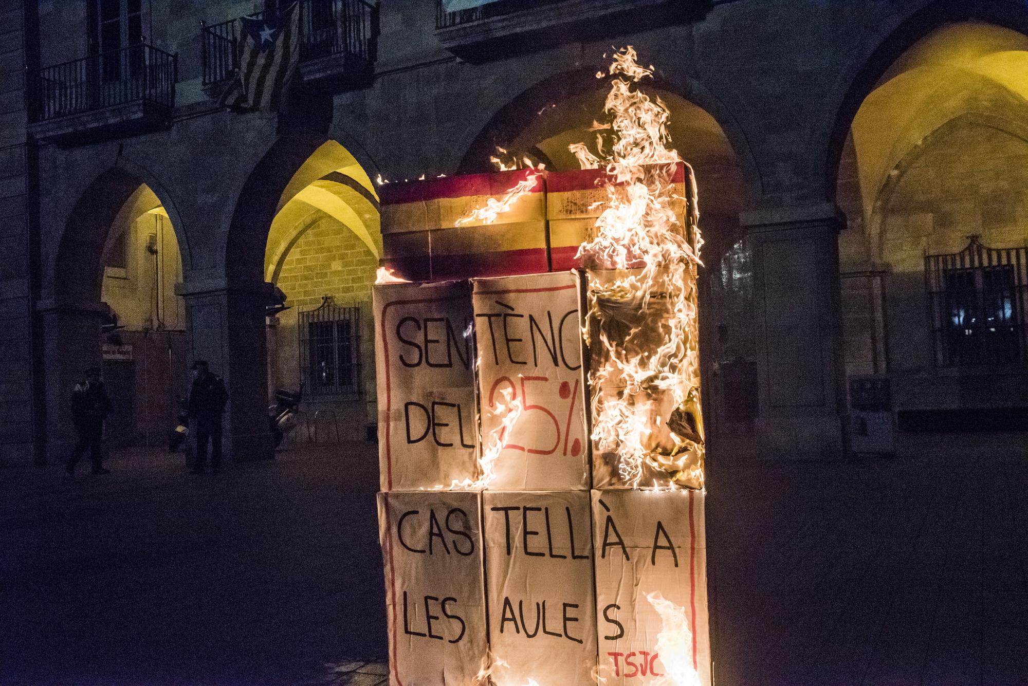 Manifestació a Manresa en defensa de l'escola en català