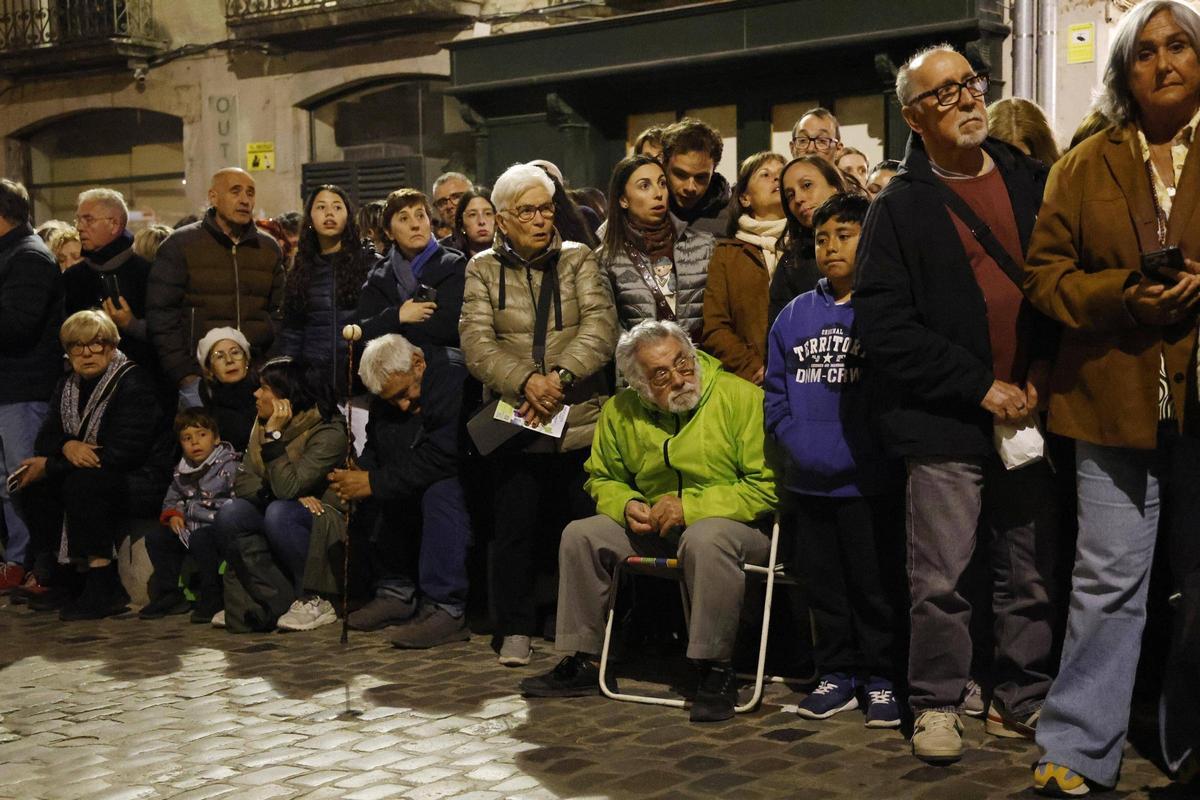 Les imatges de la processó del Sant Enterrament de Girona