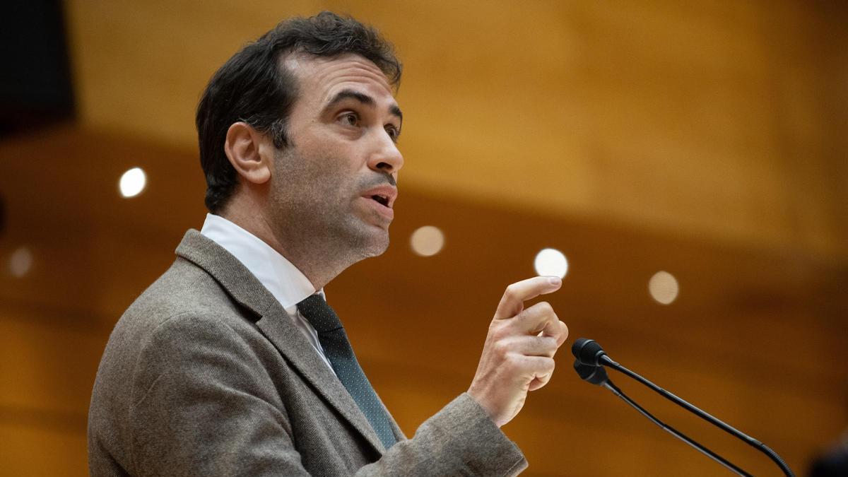 Archivo - El ministro de Economía, Comercio y Empresa, Carlos Cuerpo.
