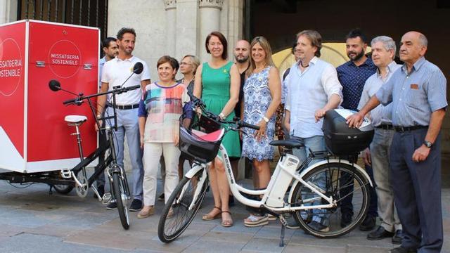 Representants de l'ajuntament, els comerciants i d'Ecosol