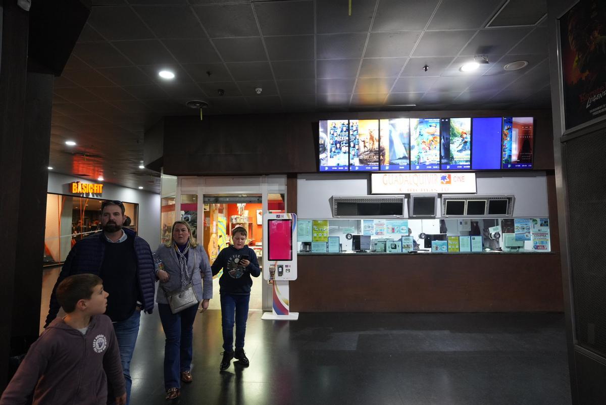 Cines Guadalquivir, el decano del sector en Córdoba que cuenta con cinco salas abiertas.