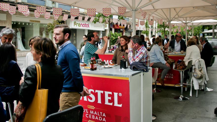 Los bares podrán sacar barras a la calle en la feria de San Miguel