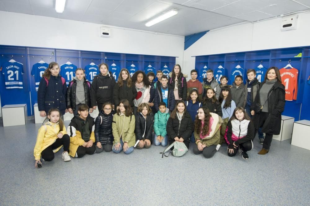 El CEIP Arteixo en Riazor con Valores Branquiazuis