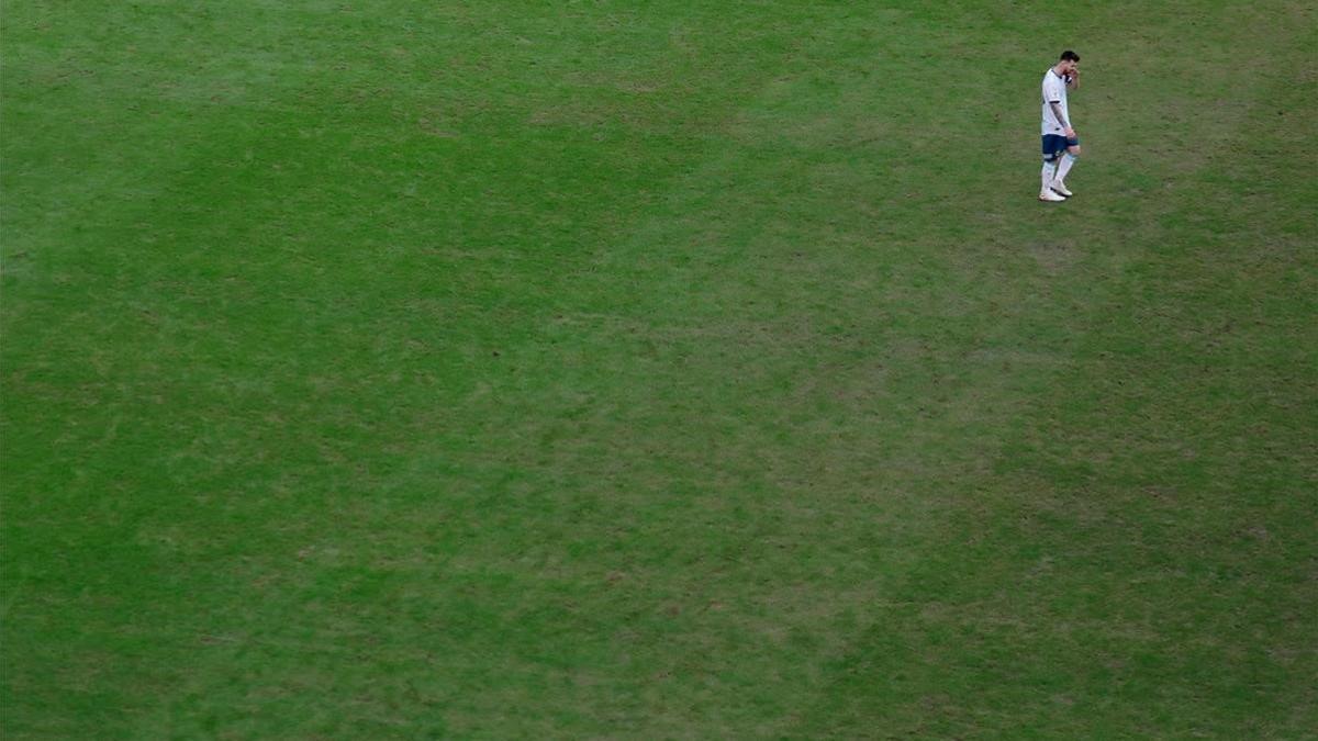 Messi durante el partido de la Copa América contra Catar en Porto Alegre (Brasil).