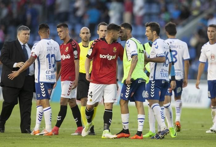 04/06/2017.DEPORTES.Partido de futbol entre CD Tenerife y Nástic Tarragona..Fotos: Carsten W. Lauritsen