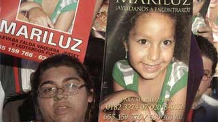 3.000 personas se manifiestan en apoyo a la familia de Mari Luz