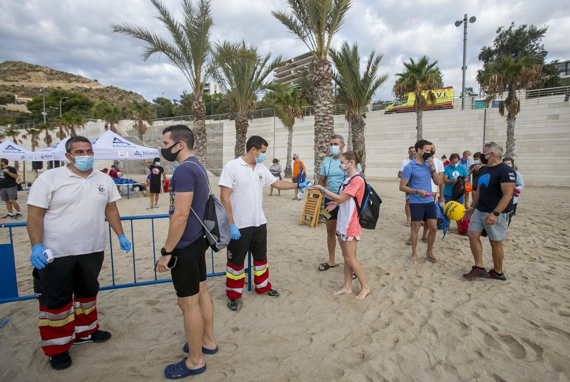 Meca y Crivillés inauguran en Alicante el canal de nado más largo de España