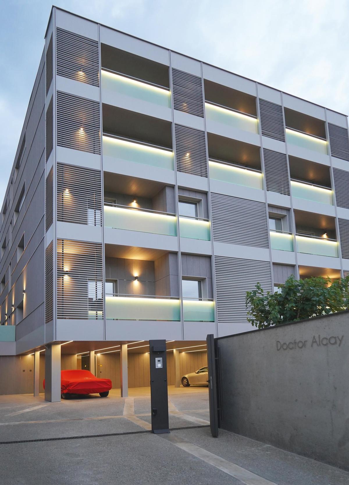 Rehabilitación del edificio residencial de paseo Ruiseñores, 18 en Zaragoza.