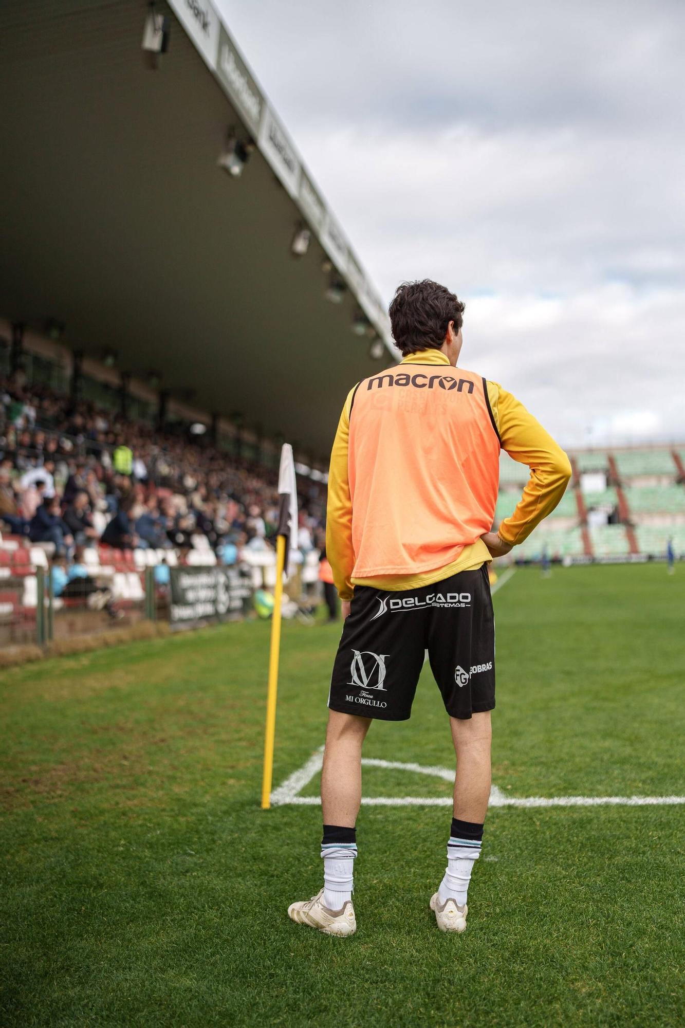 FOTOGALERÍA | Las mejores imágenes del partido Mérida-Orense