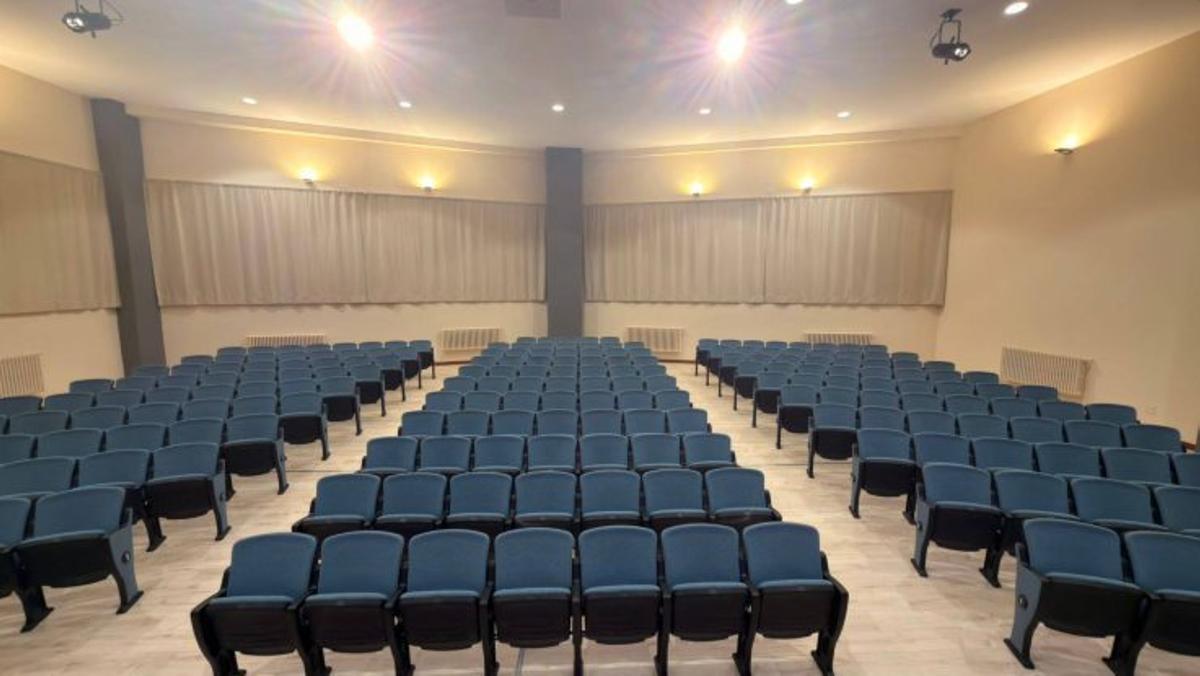 Estado actual del paraninfo del Colegio Universitario, tras su reforma.