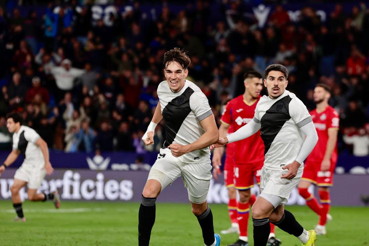 Carlos Espí aferra al Levante UD a la permanencia tras la victoria contra el Getafe en el Ciutat