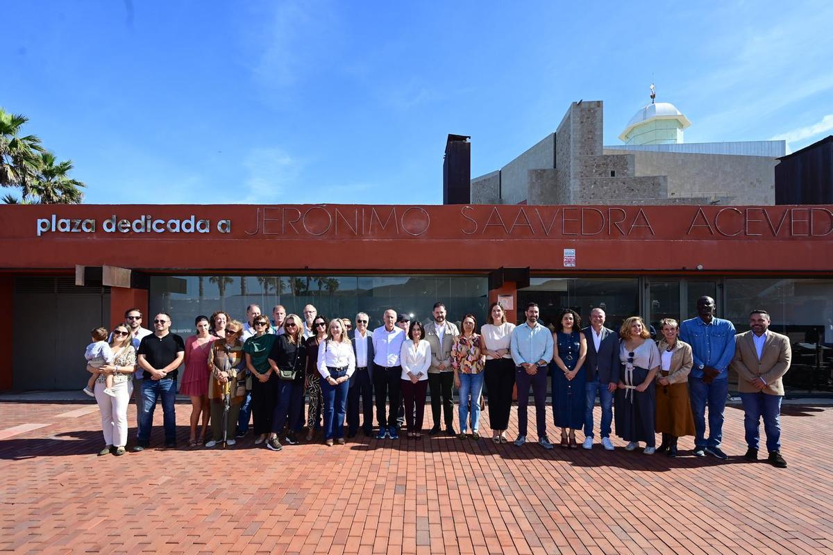 Plaza en honor a Jerónimo Saavedra