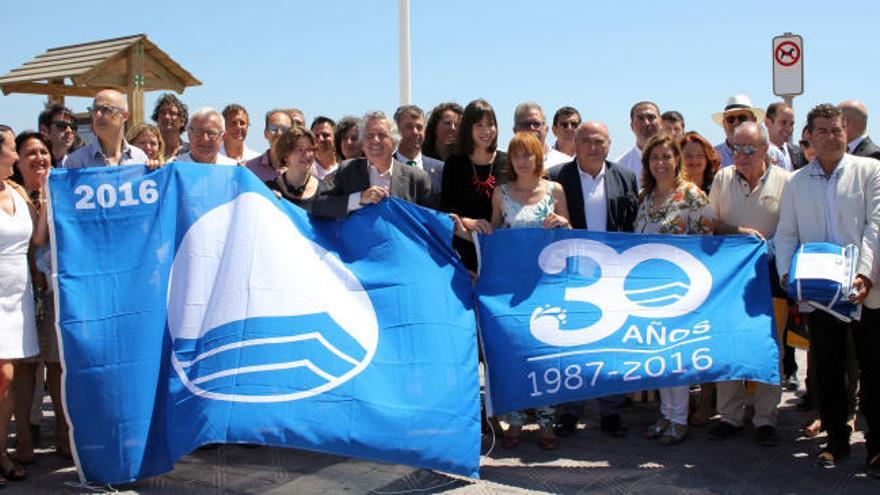 Entrega de las banderas azules a las playas de Valencia