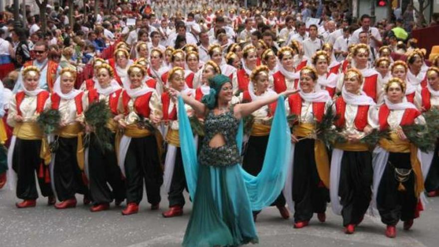 Desfile de Moros y Cristianos del pasado año.