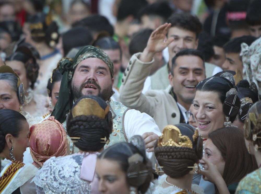 Emoción y nervios en la entrega de premios a las fallas de Sagunt