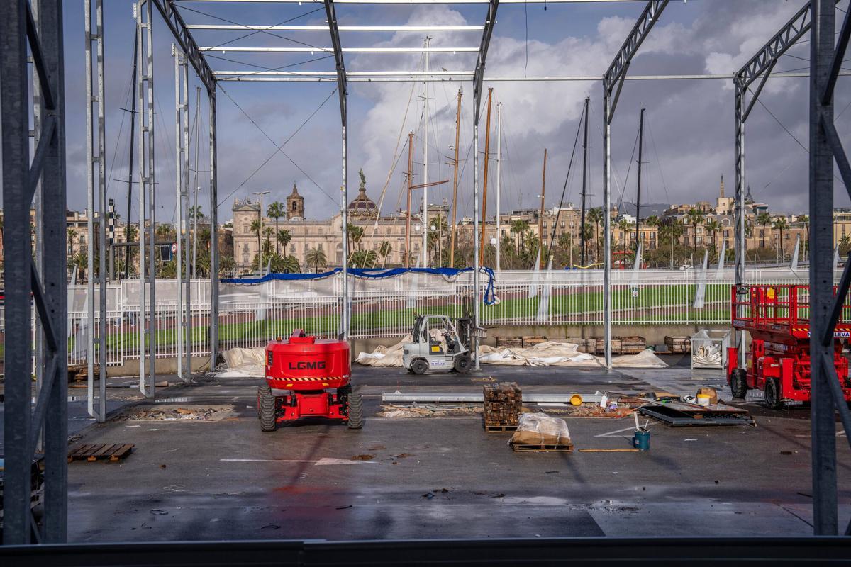 Barcelona 07/03/2026 Barcelona. Terreno donde estaba ubicada la base del equipo británico Inneos de la Copa América de vela,junto al antiguo Imax,para dejar libre la parcela este marzo. AUTOR: JORDI OTIX