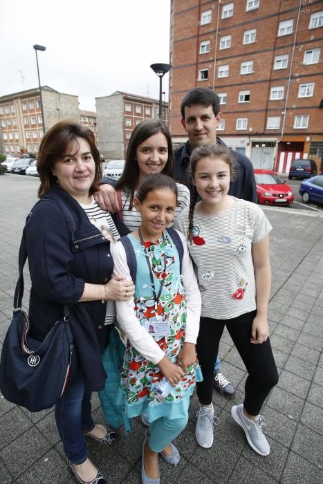 Llegada de niños saharahuis al centro de los Canapés