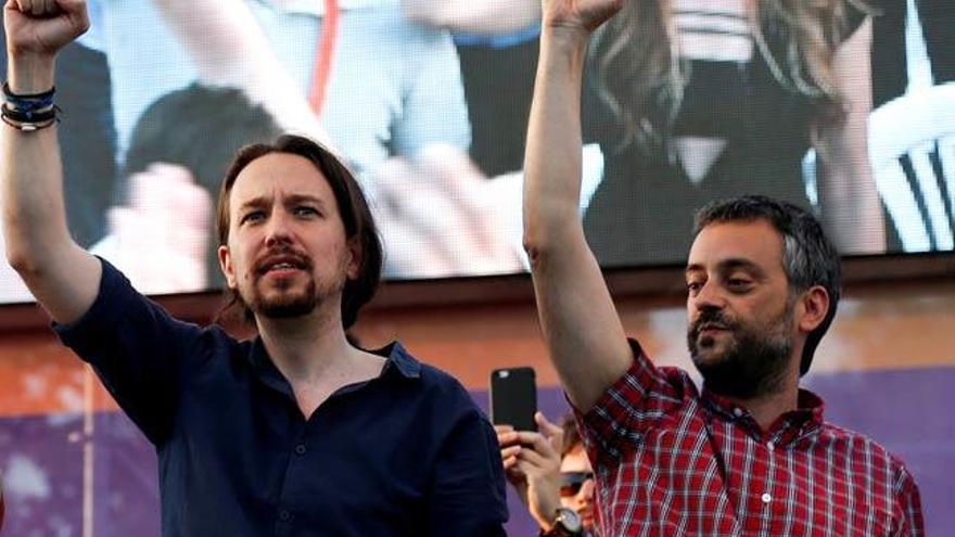 Pablo Iglesias y Xulio Ferreiro, en un acto electoral // EFE