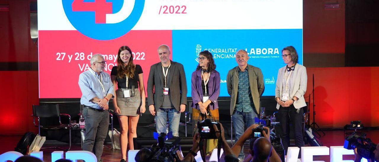 Unai Sordo y Pepe Álvarez, secretarios generales de CC OO y UGT, antes de participar en el congreso de València.