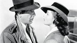 De dalt a baix: amb Humphrey Bogart a ’Casablanca’, amb Cary Grant en ’Encadenados’ i amb Liv Ullman a ’Sonata de tardor’.