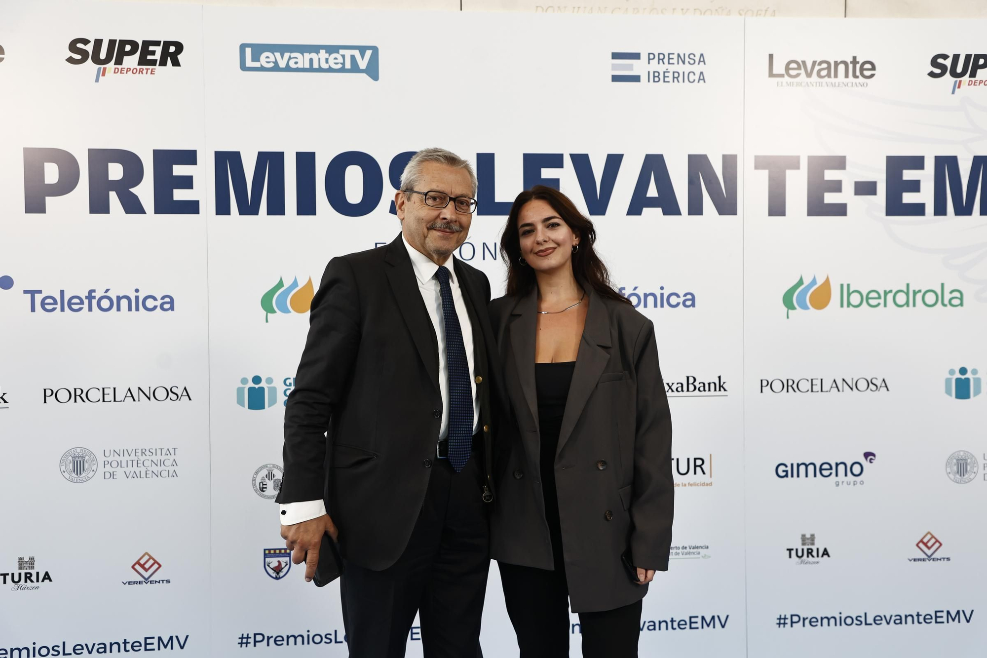 Búscate en la Gala de los Premios Levante 2023