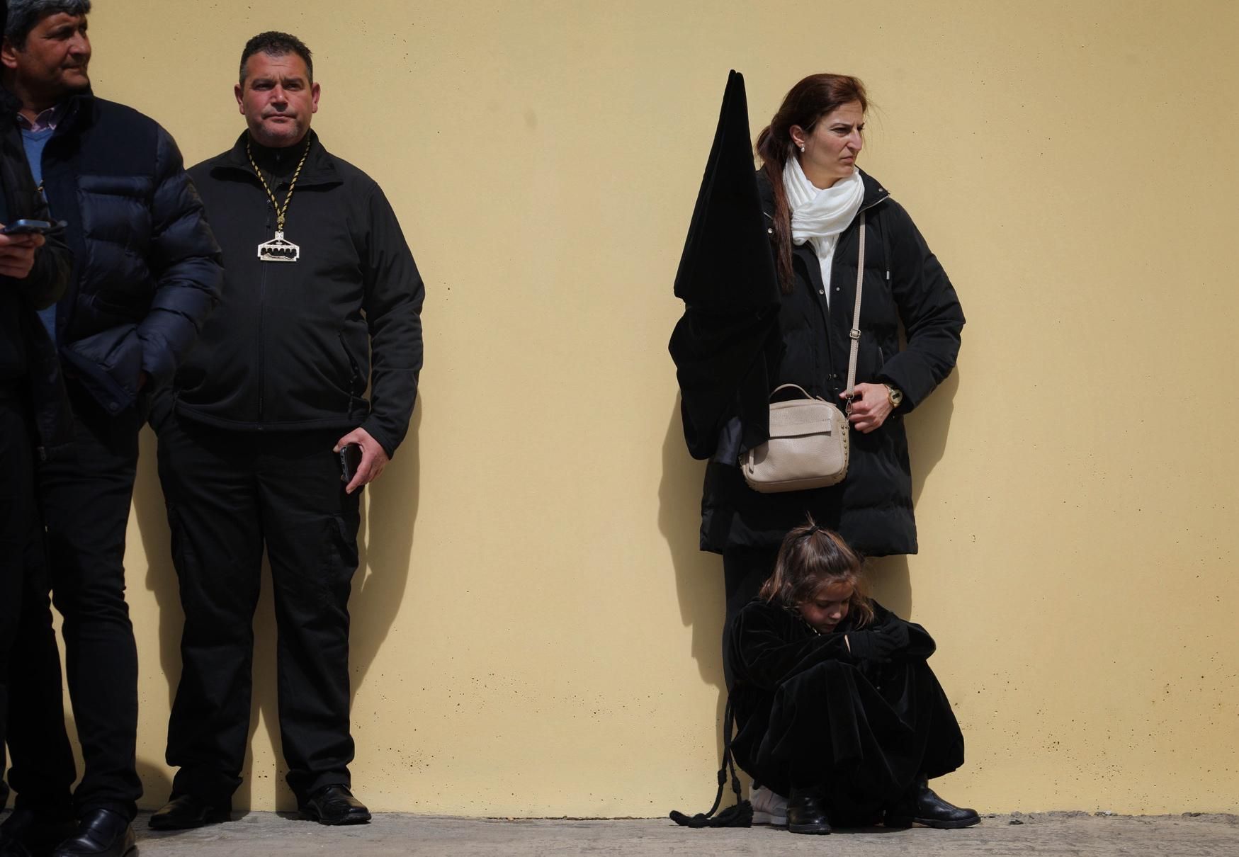 GALERÍA | Suspendida en el último minuto la procesión del Santo Entierro