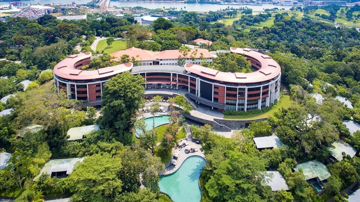 Vista aérea del Hotel Capella, en el que se reunirán Trump y Kim.