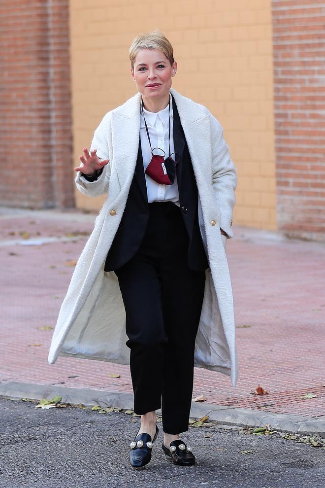 Soraya Arnelas, con mocasines con perlas de Zara