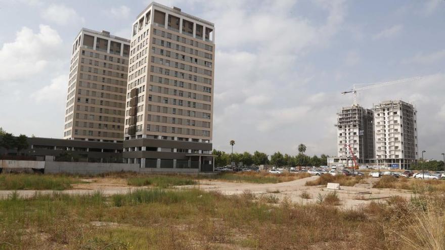 Viviendas en construcción em Quatre Carreres, en imagen de archivo.