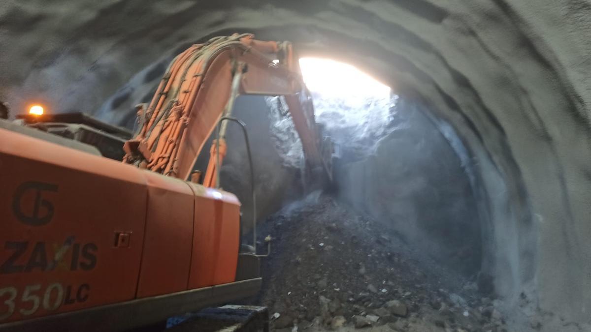 Boca sur del túnel seis del tramo de Agaete - El Risco de la carretera de La Aldea