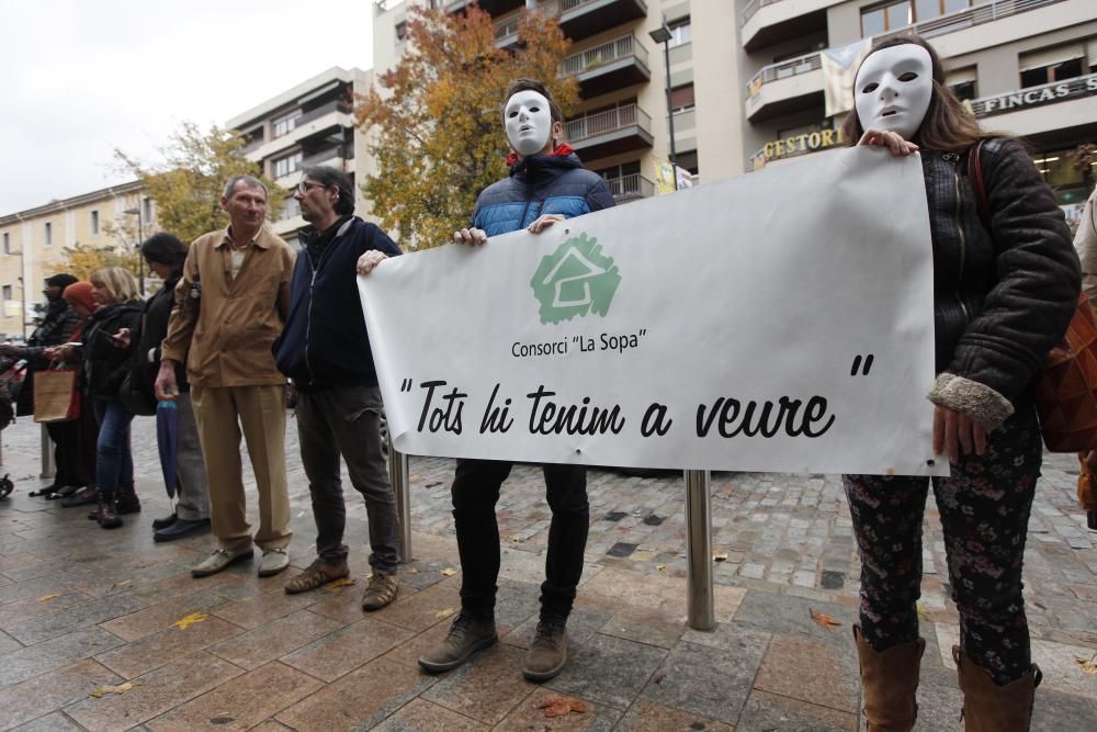 Flashmob «Per dignitat. Cap persona sense llar»