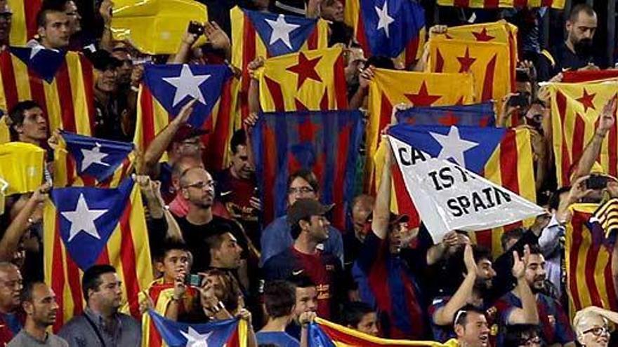 &#039;Esteladas&#039; en el Camp Nou en una imagen de archivo.