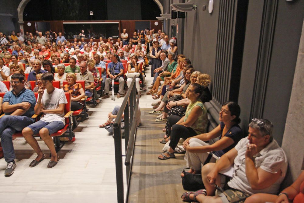 Llach presenta el Debat Constituent a Girona