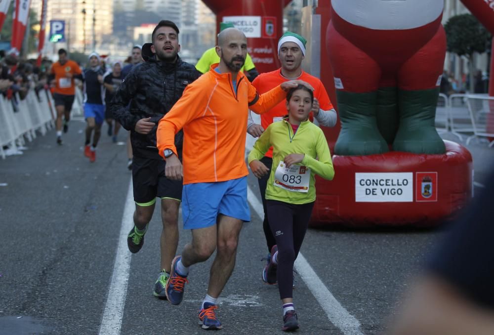 Cerca de 7.000 corredores toman la salida de la Alameda unas horas antes de la Nochevieja