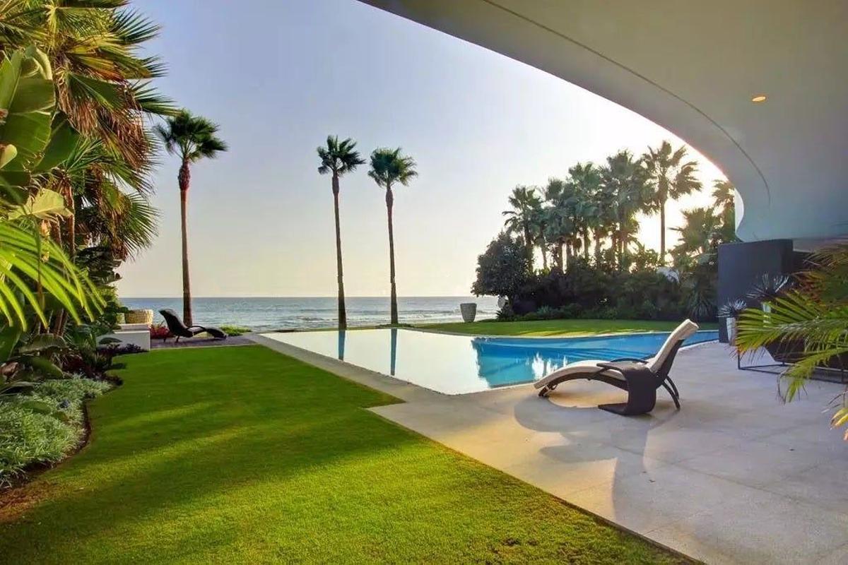 Villa a primera línea de costa - Marbella, Andalucia