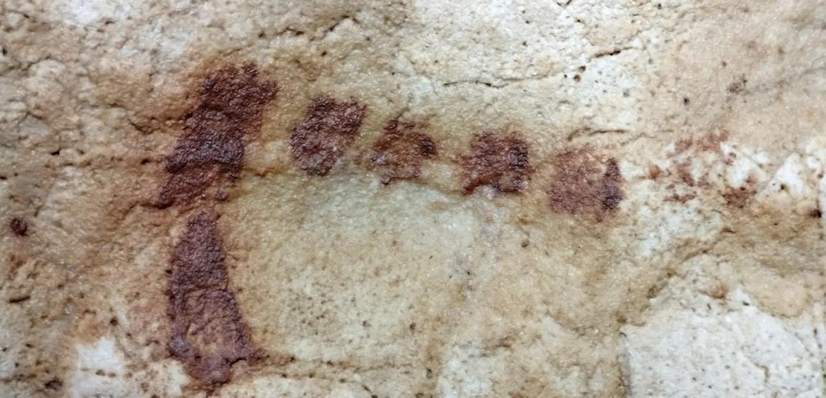 Huellas de dedos paleoliticos en las cuevas de Rincón de la Victoria