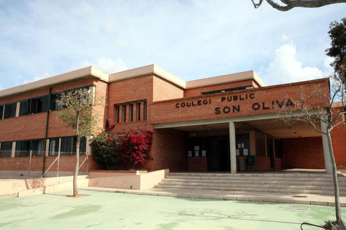 Colegio Son Oliva.